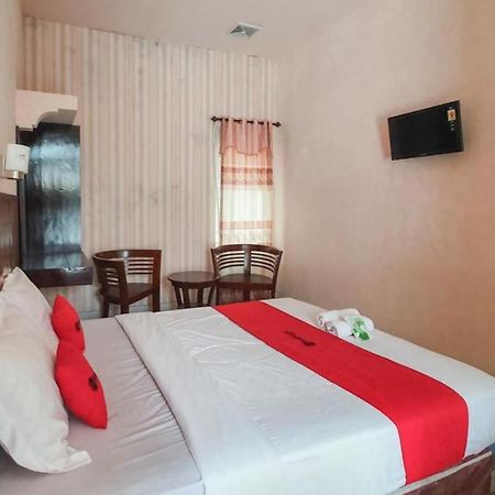 Reddoorz At Pujon Malang Hotel Batu  Exterior photo