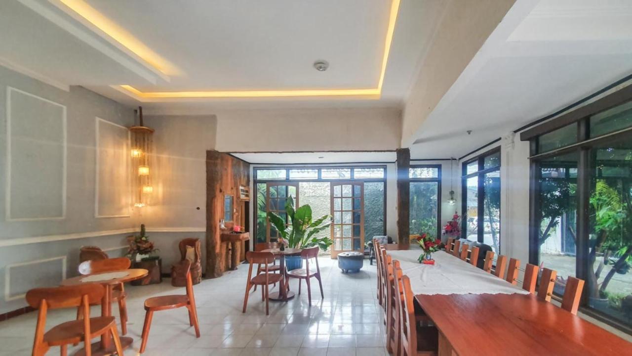 Reddoorz At Pujon Malang Hotel Batu  Exterior photo